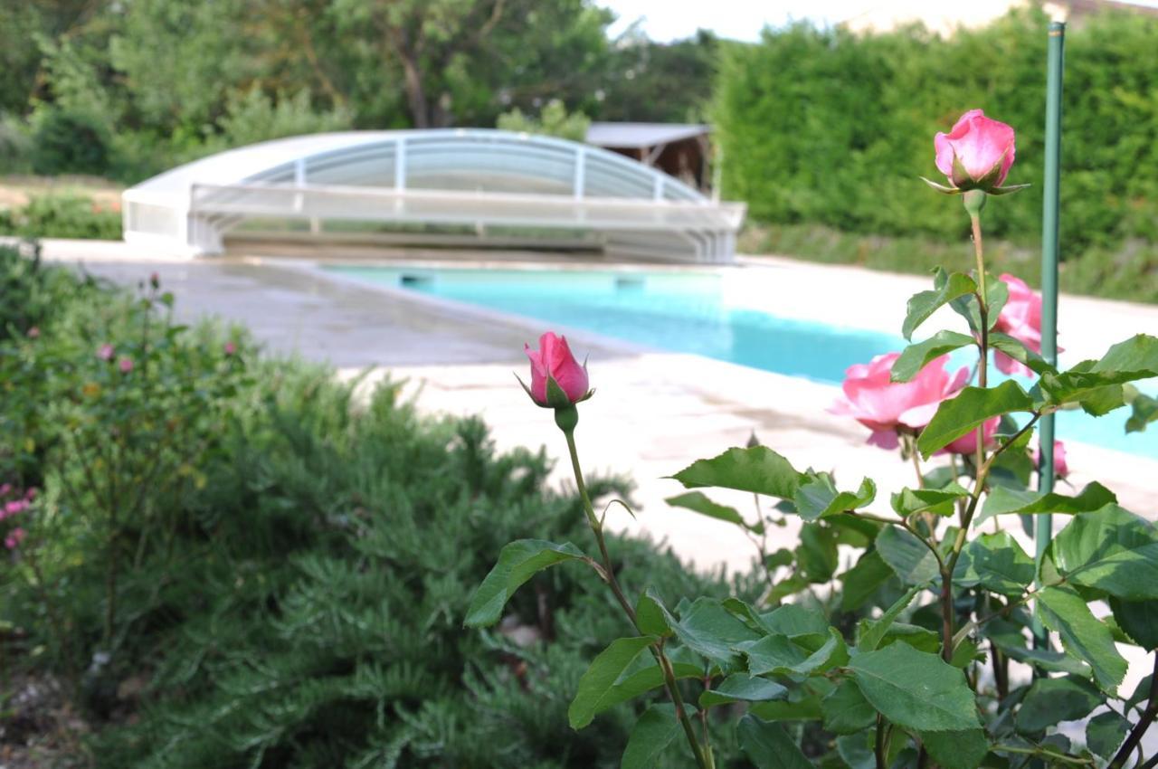 Hotel La Ferme De Tonton Jules 2 Entraigues-sur-la-Sorgue Zewnętrze zdjęcie